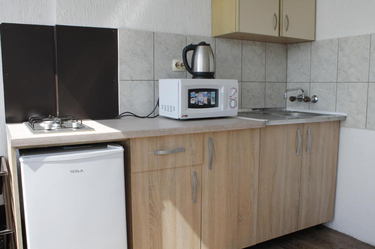 Pataki Studios Petrovac 외부 사진