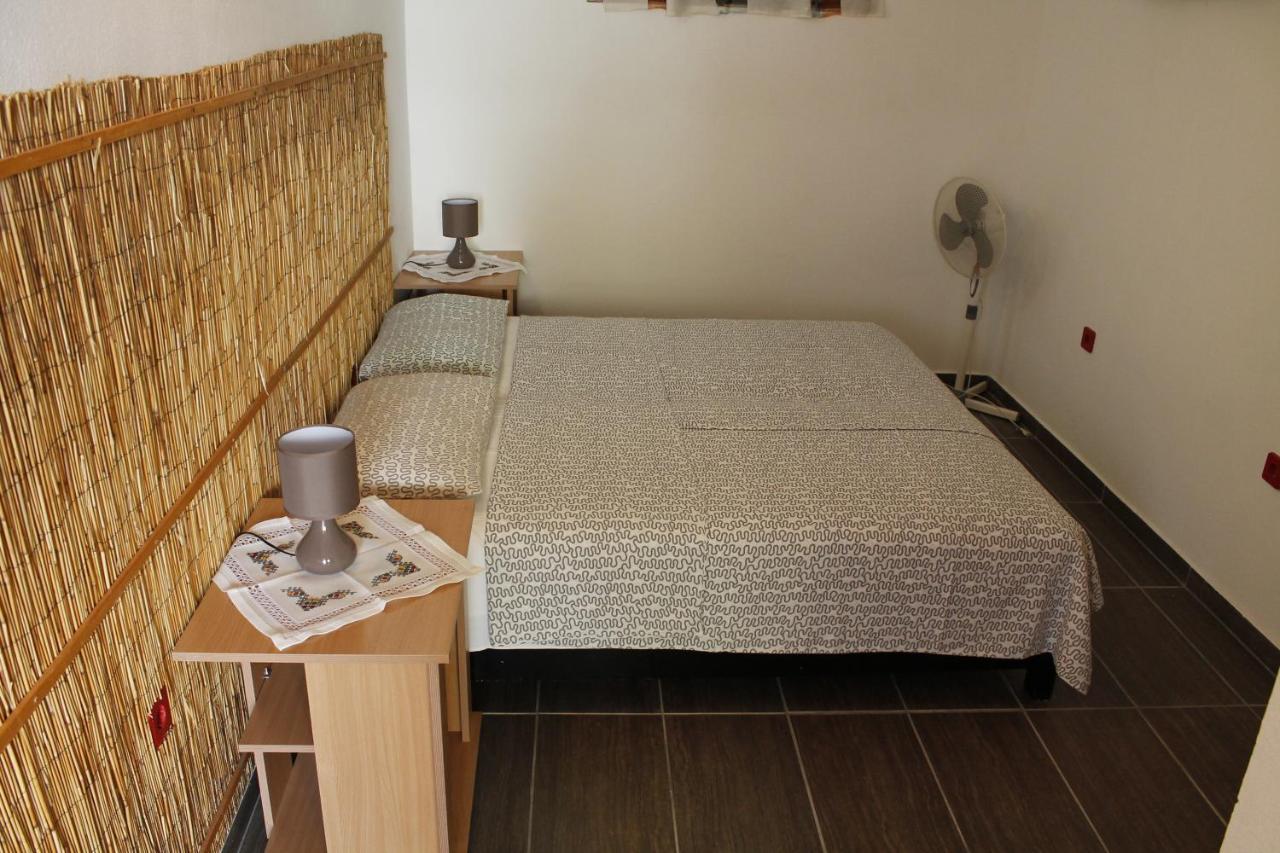 Pataki Studios Petrovac 외부 사진